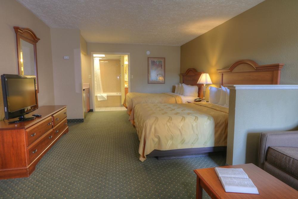 Quality Inn & Suites At Dollywood Lane Pigeon Forge Kültér fotó