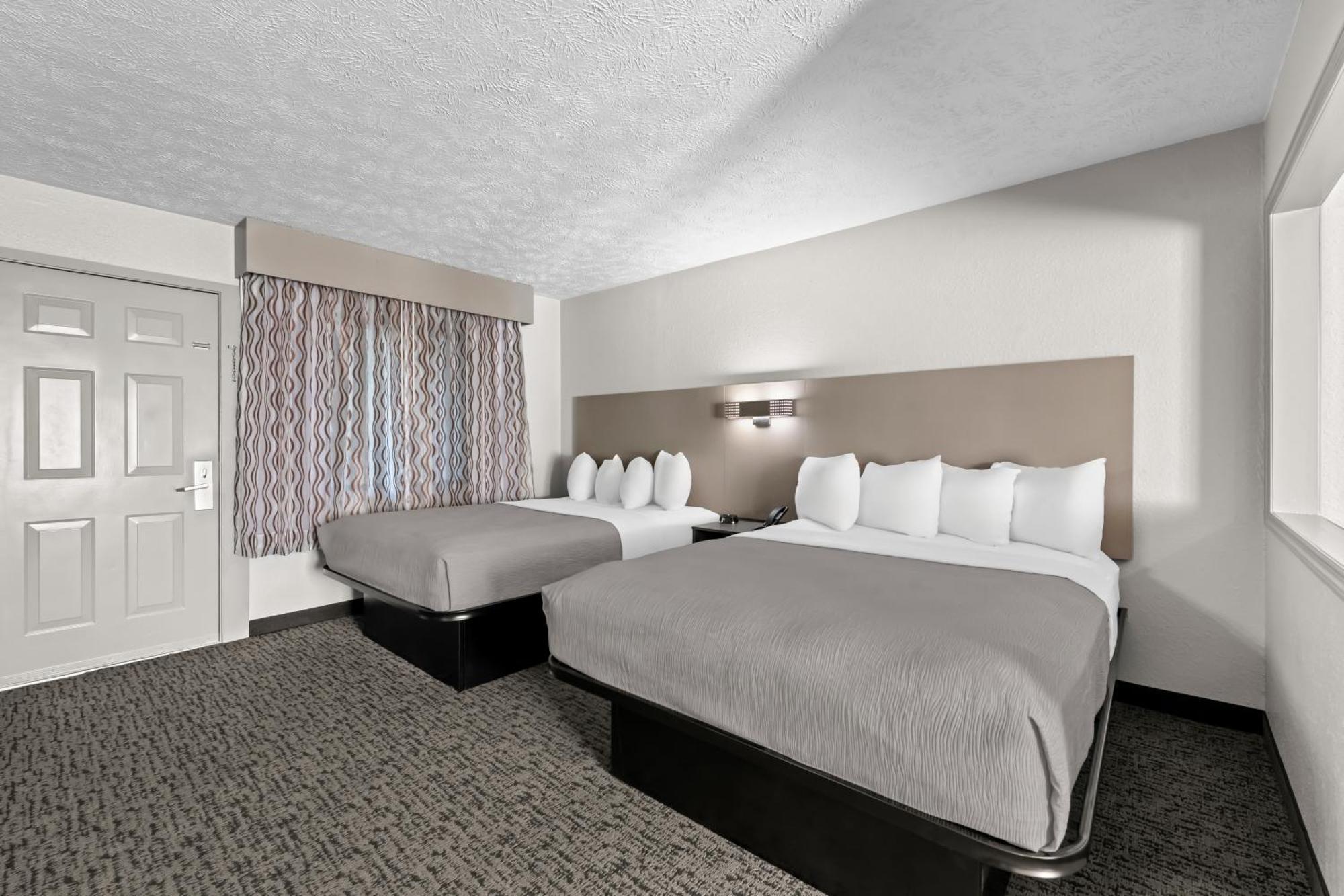 Quality Inn & Suites At Dollywood Lane Pigeon Forge Kültér fotó