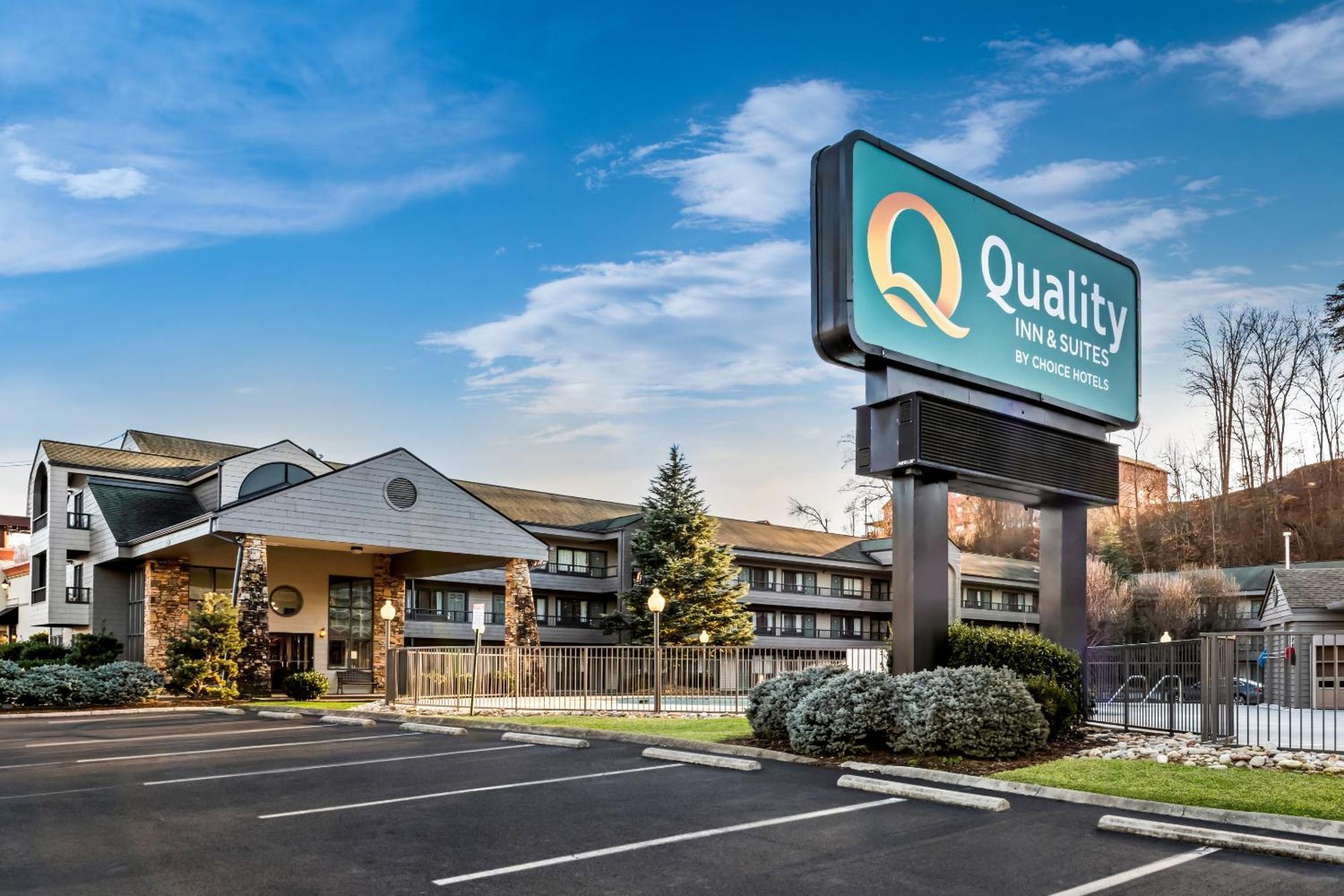 Quality Inn & Suites At Dollywood Lane Pigeon Forge Kültér fotó