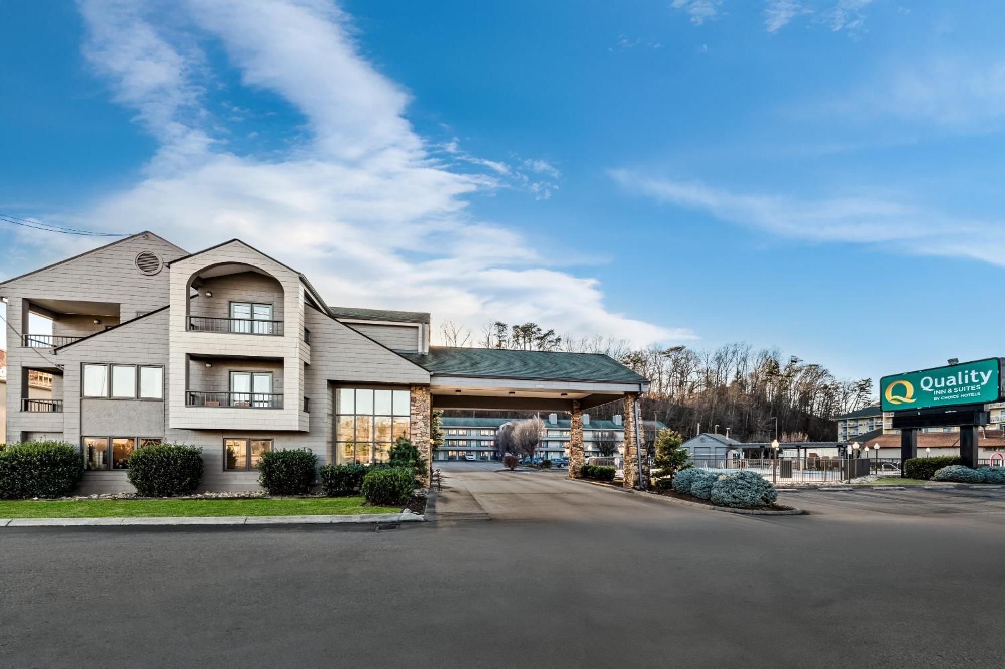 Quality Inn & Suites At Dollywood Lane Pigeon Forge Kültér fotó