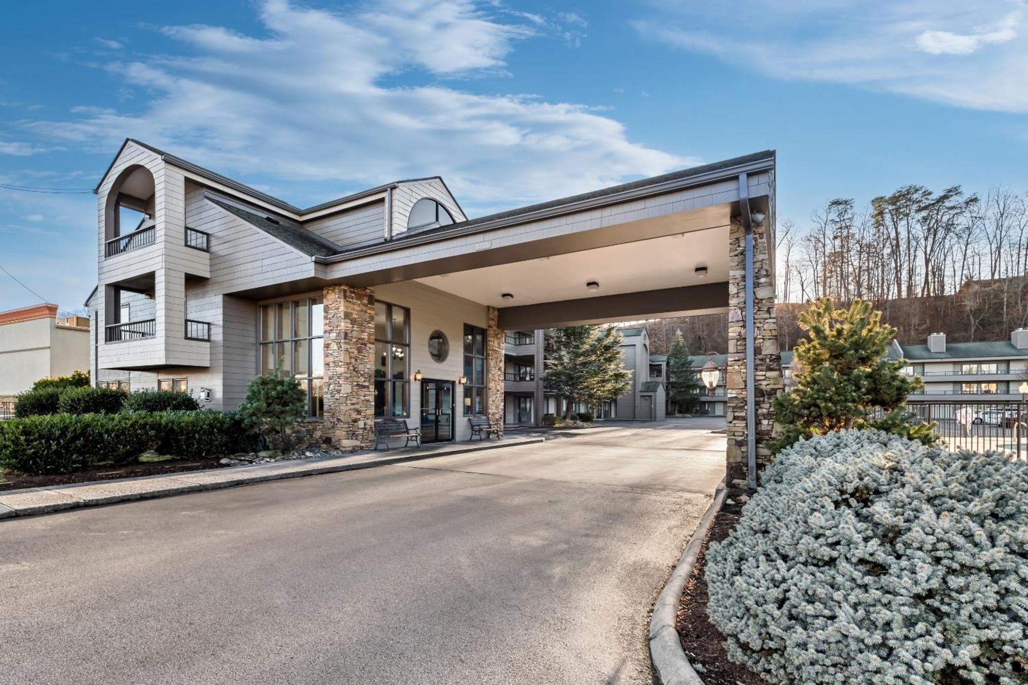 Quality Inn & Suites At Dollywood Lane Pigeon Forge Kültér fotó