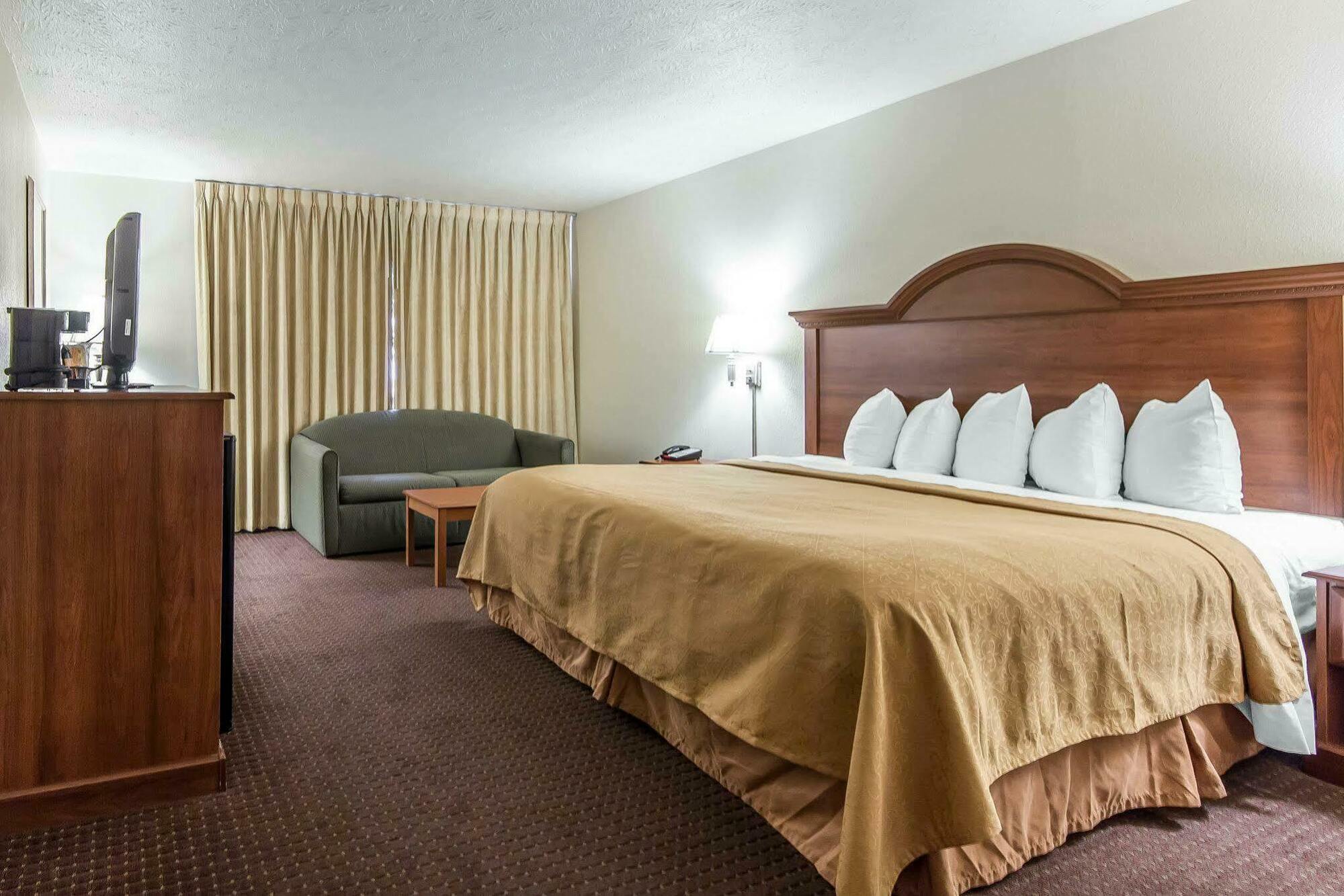 Quality Inn & Suites At Dollywood Lane Pigeon Forge Kültér fotó